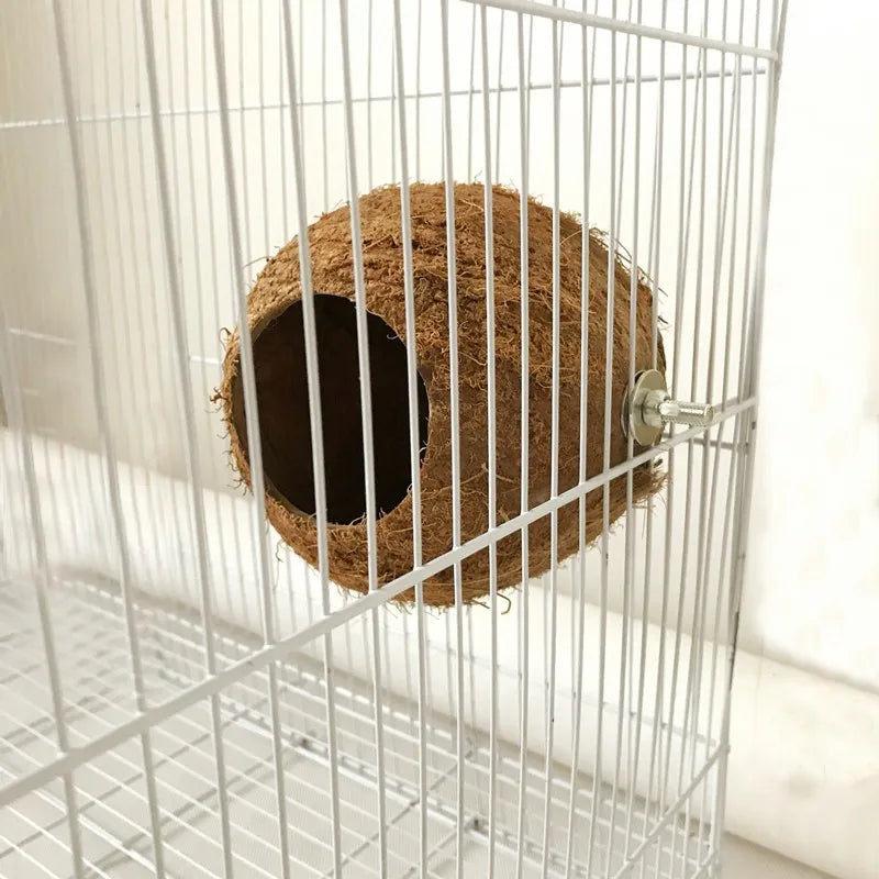 Coconut Shell Pet Squirrel Toy Hamster Squirrel Breeding Nest Crafts Delicate Bird House Pendant for Yard Garden